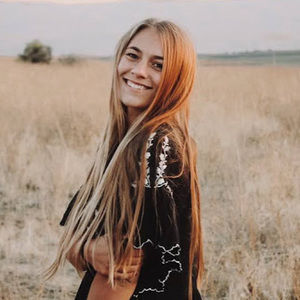 Meet your Posher, Emma